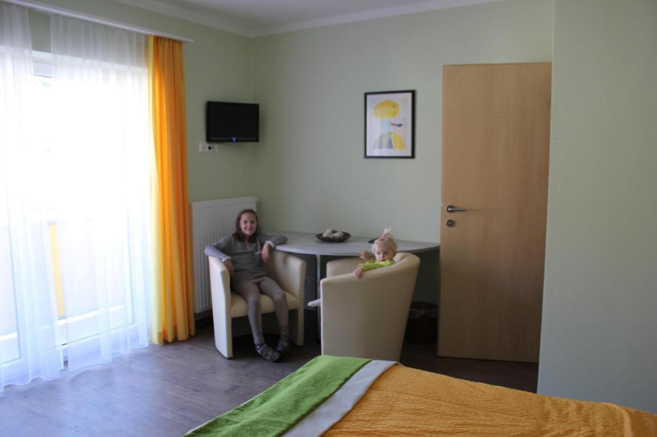 Gasthof Zum Mohrn Oberwoelz Stadt 외부 사진